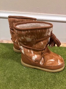 DONSIE AMSTERDAM Toddler Baby Calfhair Unisex Sheepskin Lined Boots - Picture 1 of 9