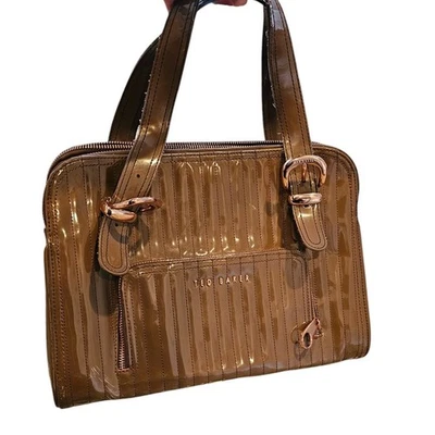 Bolso Cartera Cartera TED BAKER LONDON Acolchado Beige Marrón Charol Foto 1 de 4