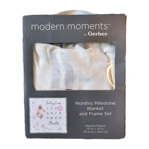 Modern Moments By Gerber Monthly Milestone Juego de Manta Floral Rosa Bebé Niña - Imagen 1 de 6