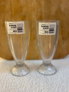 Sundae Glasses / Milkshake Glasses x 2 - Picture 1 of 3