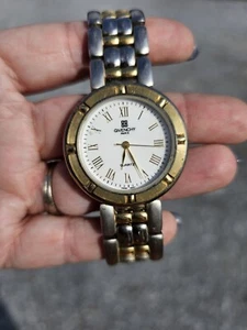 GIVENCHY PARIS wristwatch women Battery Two Toned Gold Silver WORKS need Battery - Picture 1 of 3