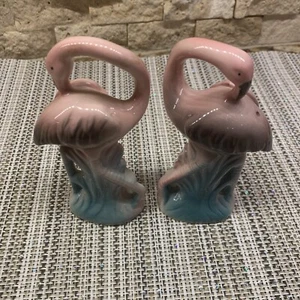 1986 FIVE AND DIME PINK FLAMINGO SALT AND PEPPER SHAKERS - Picture 1 of 5