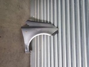 KOTFLÜGEL VORNE RECHTS OPEL CORSA D 1.2 B 63KW 2011 - Bild 1 von 6