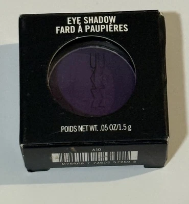 Sombra de ojos MAC Power To The Purple mate tamaño de viaje 0,05 oz nueva en caja Foto 1 de 4