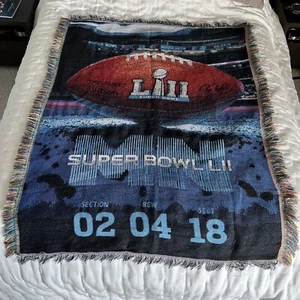 NFL Super Bowl LII 2017 Tapestry / Throw Blanket 60"x48" Great Condition - Picture 1 of 7
