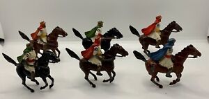 Britains #164 Arabs on Horses Mixed Group Pre-War/ROAN Unboxed