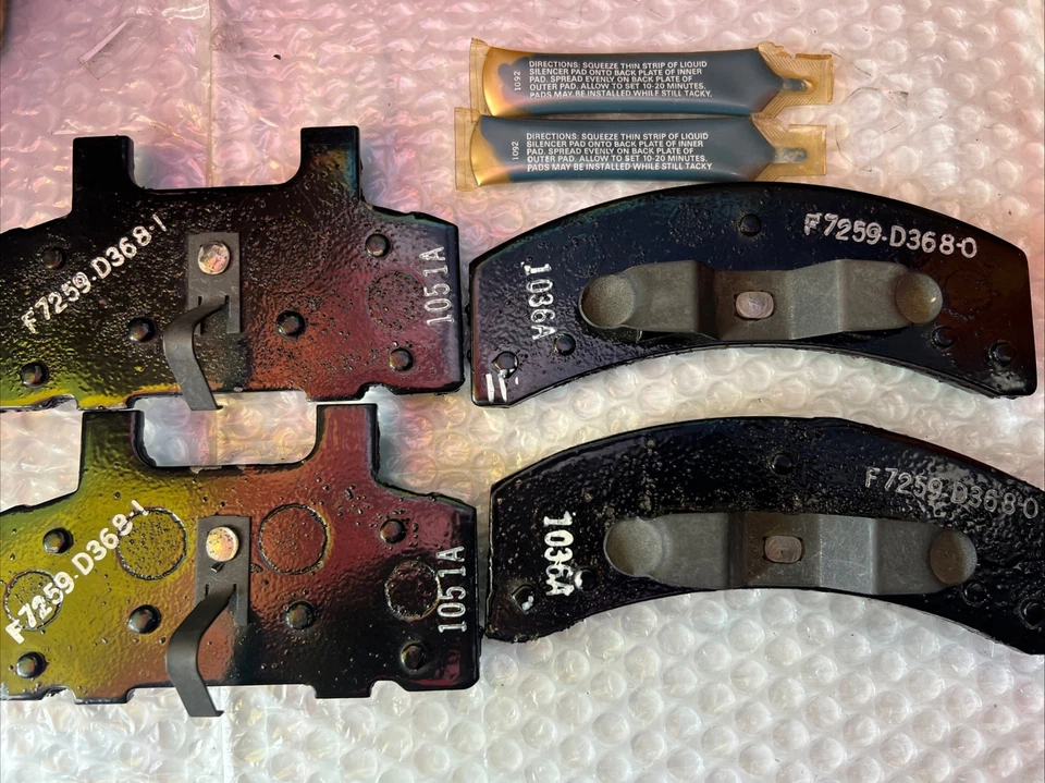 Pastillas de freno de disco Dayton. 7259-D368 Semi Metálico-sin amianto Hecho en EE. UU. Foto 1 de 4