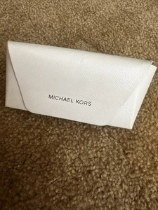 MICHAEL KORS EYEGLASSES SUNGLASSES WHITE FLIP CASE Used. Sunglasses Holder Case - Picture 1 of 7