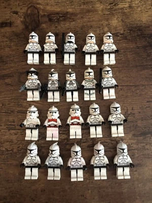 Lego Star Wars: Massive Lot of 20 Phase 1 Clone Trooper Minfigure Lot & More - Image 1 of 4