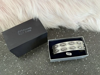 Montana Silversmiths Southwestern Echo Cuff Bracelet - BC5768 - Image 1 of 4