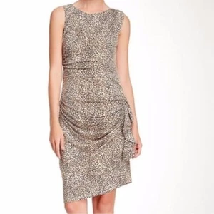 Betsey Johnson Damen Leopardenmuster drapiert geraffter asymmetrischer Saum Kleid Gr. 14 - Bild 1 von 10