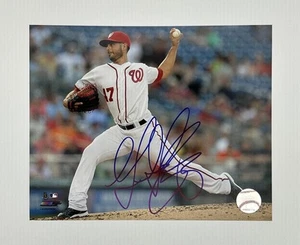 Gio Gonzalez Signed PhotoFile 8x10 - Picture 1 of 1