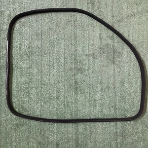 08-14 Mercedes C-class W204 FRONT RIGHT PASSENGER WEATHER STRIP GASKET SEAL OEM - Bild 1 von 7