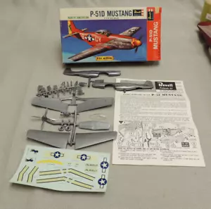 Revell P-51D MUSTANG 1:72 scale / 1963 vintage #H-619:50 INVENTORIED - Picture 1 of 6