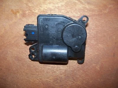 545250008 Jeep Chrysler A/C Heater Actuator T6892002 - Image 1 of 3