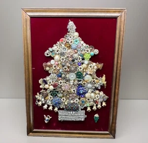 Mid Century Costume Jewelry Art Folk Art Christmas Tree Framed Large 19”x26” Vtg - Picture 1 of 15