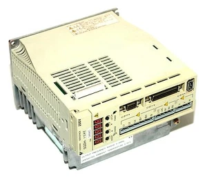 Yaskawa Drives-AC Servo SGDH-15AE *NUR REPARATURBEWERTUNG* [PZJ] - Bild 1 von 2
