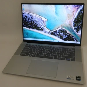 Dell Inspiron 16 5630 16in i7-1360P 2.2GHz 16GB RAM 512GB SSD Win 11 Home - Picture 1 of 14