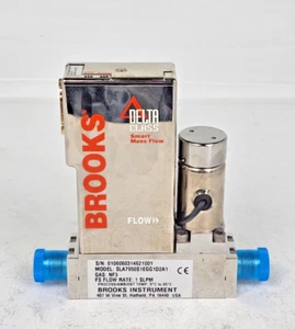 Brooks Instrument mass flow controller MFC SLA7950S1EGG1D2A1 NF3 1 SLPM - Picture 1 of 6