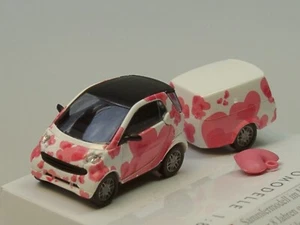 Busch Smart Fortwo mit Clevertrailer "Herz" - 48948 - 1:87 - Picture 1 of 3