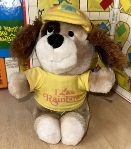 De colección Wallace Berrie I LOVE ARCO IRIS Push Dog en Camiseta y Sombrero, 1982 - Imagen 1 de 8