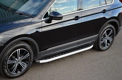 Barras estriberas laterales de aluminio para Volkswagen Tiguan (2016-2023) Foto 1 de 4
