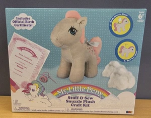 My Little Pony Stuff & Sew Snuzzle Peluche Kit Artigianale MLP Rrtro G1 Style Merch Nuovo con scatola - Foto 1 di 11