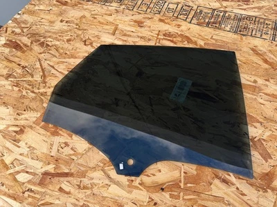 VIDRO TRASEIRO DIREITO PARA JANELA DE PORTA DE PASSAGEIRO PORSCHE MACAN 3.0 (2015-2024) FABRICANTE DE EQUIPAMENTO ORIGINAL - Imagem 1 de 2