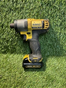 DEWALT DCF815 10.8V COMPACT IMPACT DRIVER UNIT WITH 1.5Ah BATTERY - Picture 1 of 3