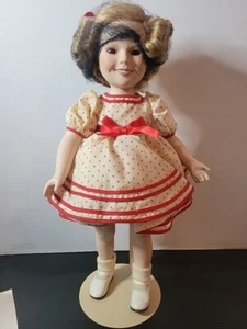 The Danbury Mint Shirley Temple Stand Up And Cheer Doll. Silver Screen 1987 - Picture 1 of 13