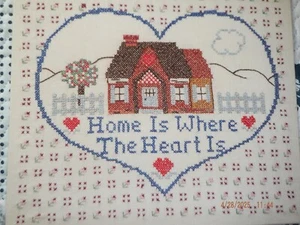 NEEDLEPOINT FINISHED AND READY FOR FRAMING OR CRAFT WORK. 10 1/2" X 12 1/2" - Picture 1 of 1