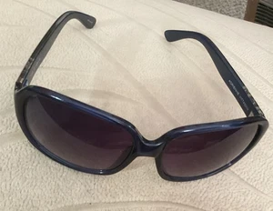 Adrienne Vittadini Damen Sonnenbrille schwarz AV029 - Bild 1 von 6