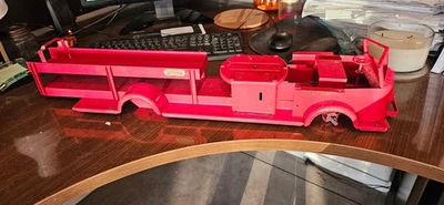 Camión con escalera Doepke necesita acabado Foto 1 de 4