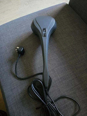 Thumper Sport Handheld Massager. Excellent Condition, Black - Image 1 of 3