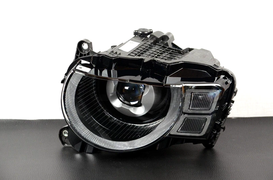 ¡Perfecto! ¡Genuino! Faro de acento LED 20-25 Land Rover Defender LH probado OEM Foto 1 de 4