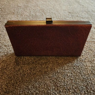 Bolso sin asas de cuero vintage Shirl Miller bolso de mano borgoña con ribete negro  Foto 1 de 4