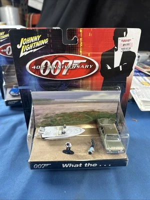 Johnny Lightning 007 "What the..." 40th Anniversary, Dodge Monaco & Speed Boat - Image 1 of 3
