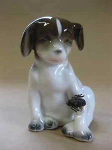 Small Antique Continental Porcelain Figure of a Cute Puppy Dog with Fly on Leg - Picture 1 of 10