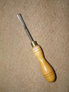 Vintage Sattler Trense Geschirrmacher Leder flache Kante Werkzeug. Größe 2 - Bild 1 von 6