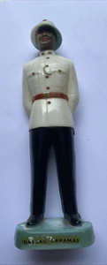 Estatua de hombre de plástico oficial de policía de Bahamas 8" - Imagen 1 de 6