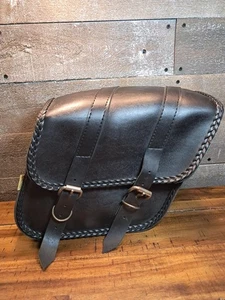 Willie & Max - 58701-20 - Braided Slant Saddlebag Black Leather AS IS Used - Foto 1 di 6