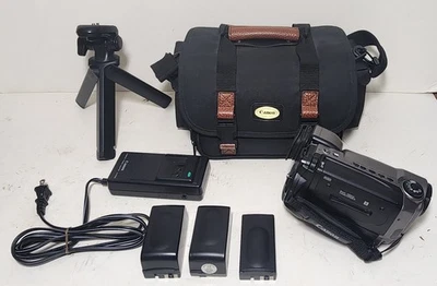Canon ES970 8mm Analog Camcorder Video Transfer (No Battery) Case Charger Tripod - Image 1 of 4