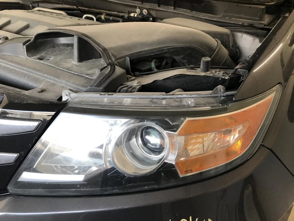 Conjunto de faros izquierdos usados se adapta a: Honda Odyssey 2015 halógeno izquierdo grado A Foto 1 de 4