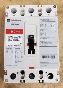 Cutler-Hammer EHD3030, Circuit Breaker - Picture 1 of 9