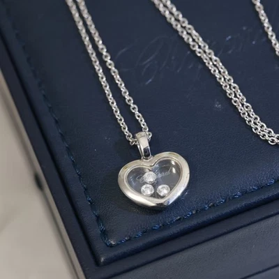 Collar colgante corazón Chopard Happy Hearts para mujer Foto 1 de 4