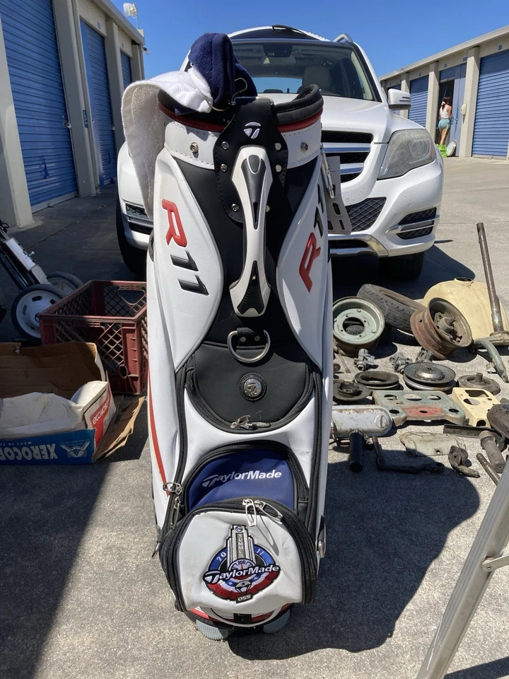 Bolsa de golfe vintage 2011 TaylorMade R11S Staff branca - Imagem 1 de 4