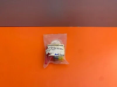 Aero/Amphenol Circular MIL Spec Connector 3P MS34450W22-2S - Image 1 of 4