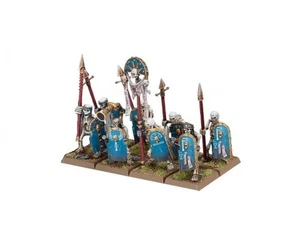 8x Skeleton Warriors - Tomb Kings of Khemri - Old World - Brand New on Sprue - Picture 1 of 3