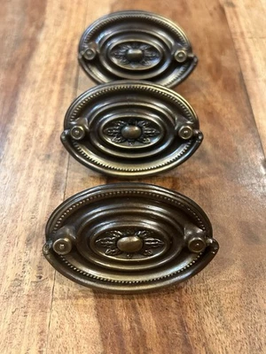 3 Hepplewhite Style Flower Leaf Drawer Drop Pull Victorian Oval Plate 2.5” W - Image 1 of 3