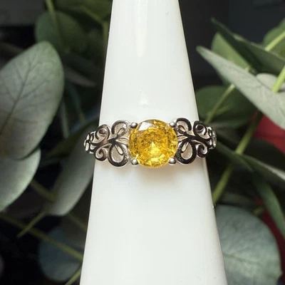 Anillo de fiesta Ryze talla 6 en plata de ley maciza .925. Circonita cúbica amarilla Foto 1 de 3